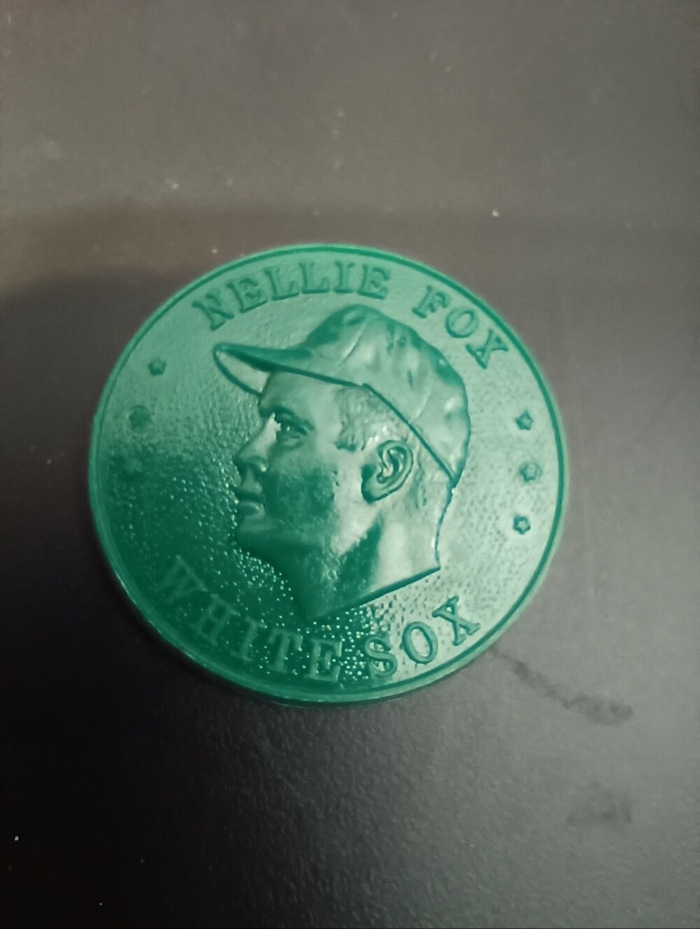 Nellie Fox White Sox 1958 Armour Baseball Coin. Plastic. Green